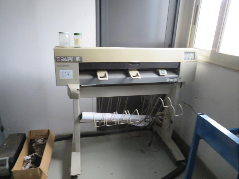 PLOTTER MARCA HELWETT PACKARD MODELLO DESIGNJET 450 C (Fallimenti)